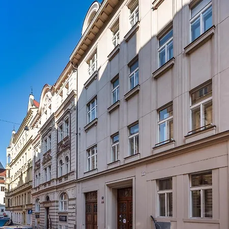 Vincent Apartment *
